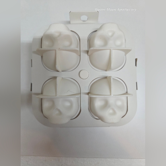 Threshold Ice Cube Mold and Gold Skull Coasters - Picture 3 of 7